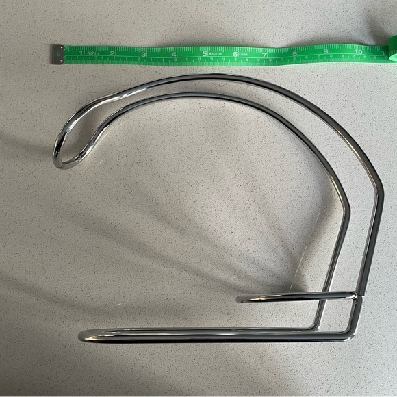 Metal Wine Bottle Holder - Picture 4 of 5